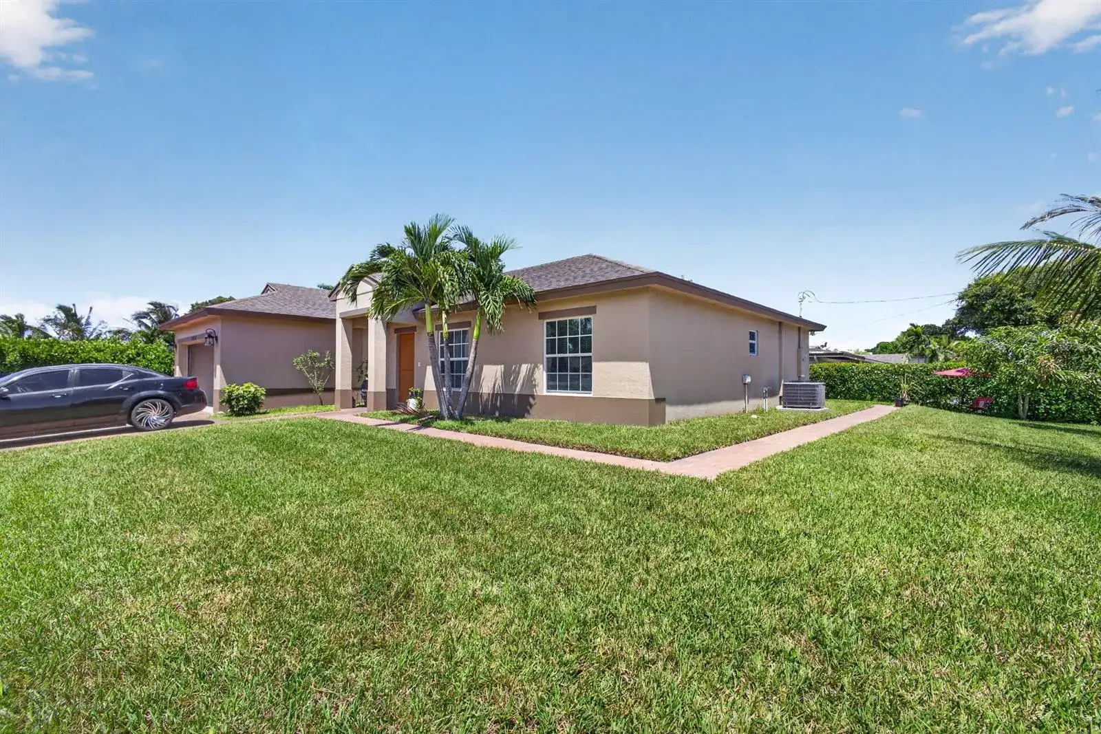 1016 CHERYL Road, Haverhill FL 33417 photo 4