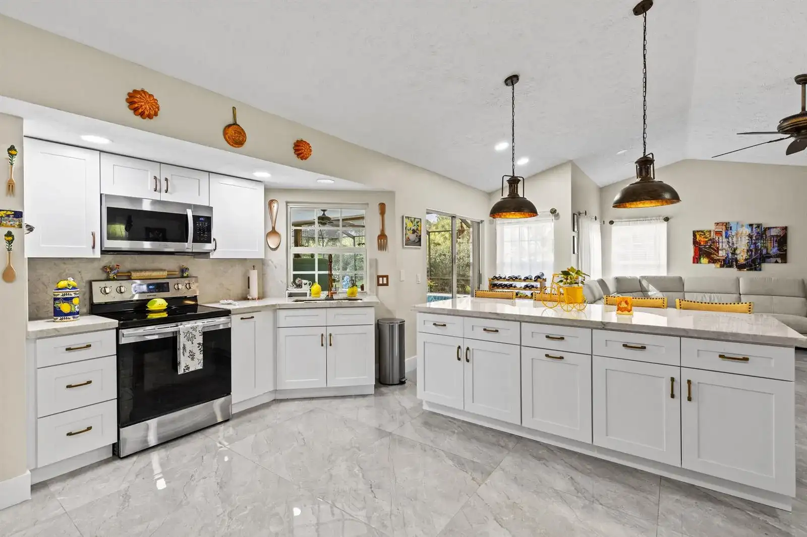 1402 SW Bent Pine Cove, Port St. Lucie FL 34986 photo 5