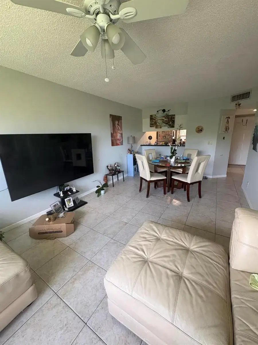 10107 TWIN LAKES Drive # O, Coral Springs FL 33071 photo 4