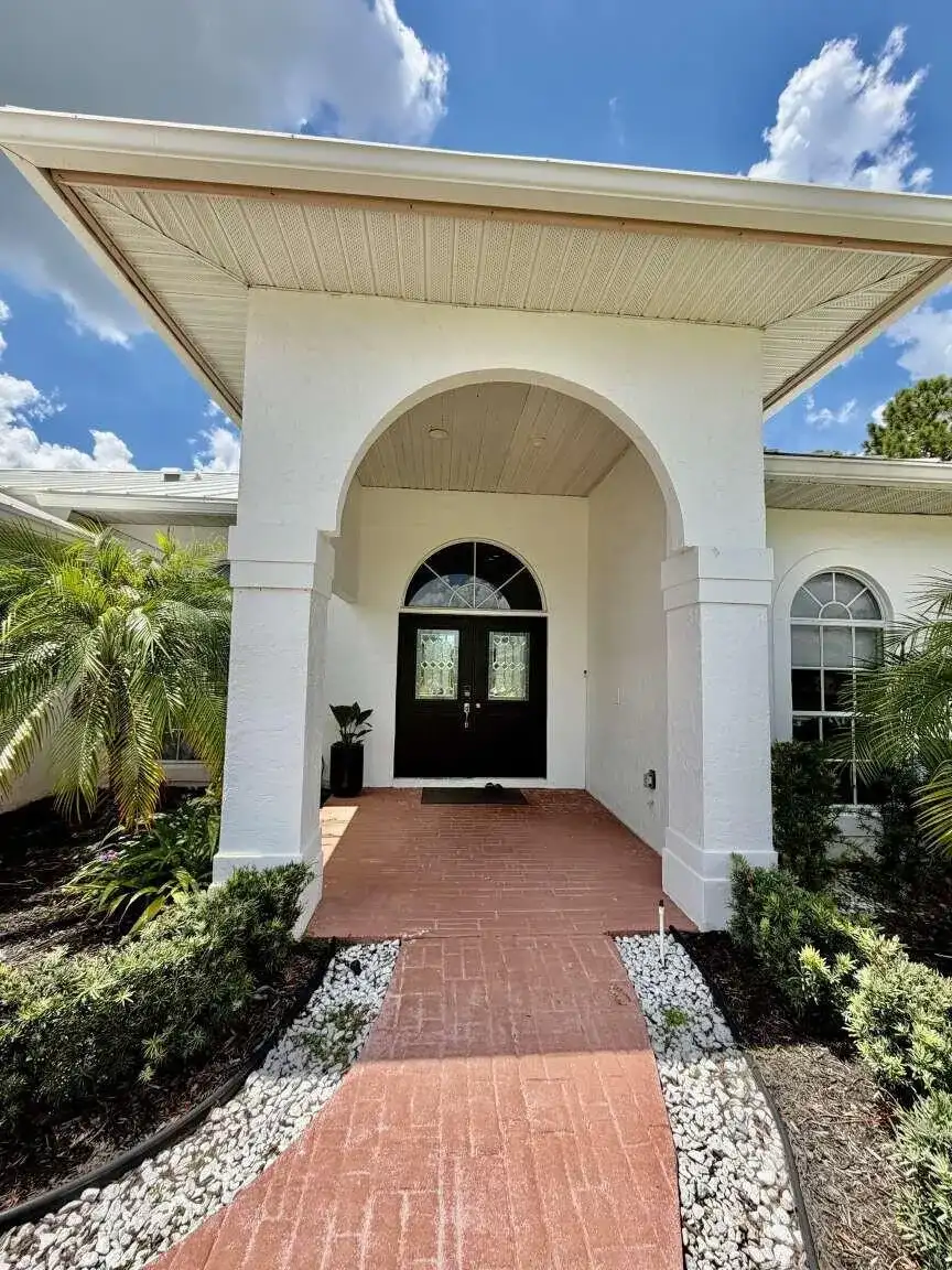 120 SARATOGA Boulevard W, Royal Palm Beach FL 33411