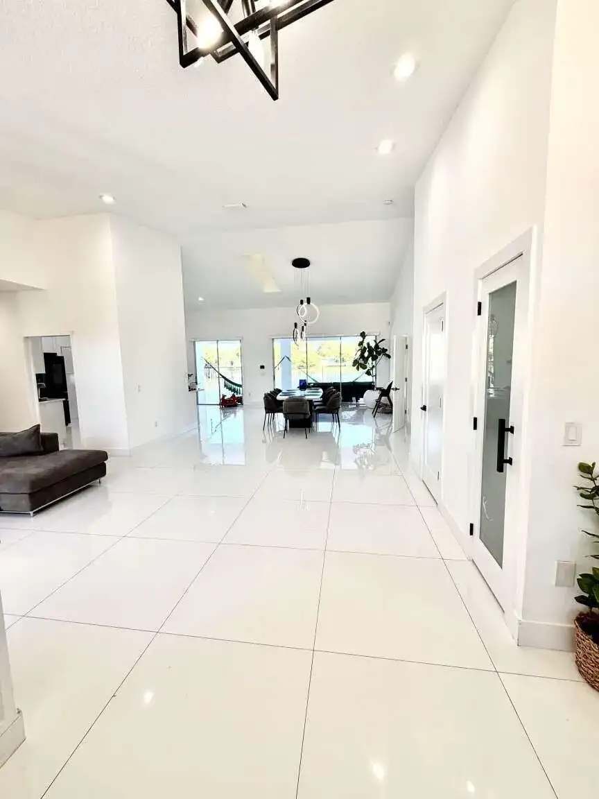 120 SARATOGA Boulevard W, Royal Palm Beach FL 33411 photo 3