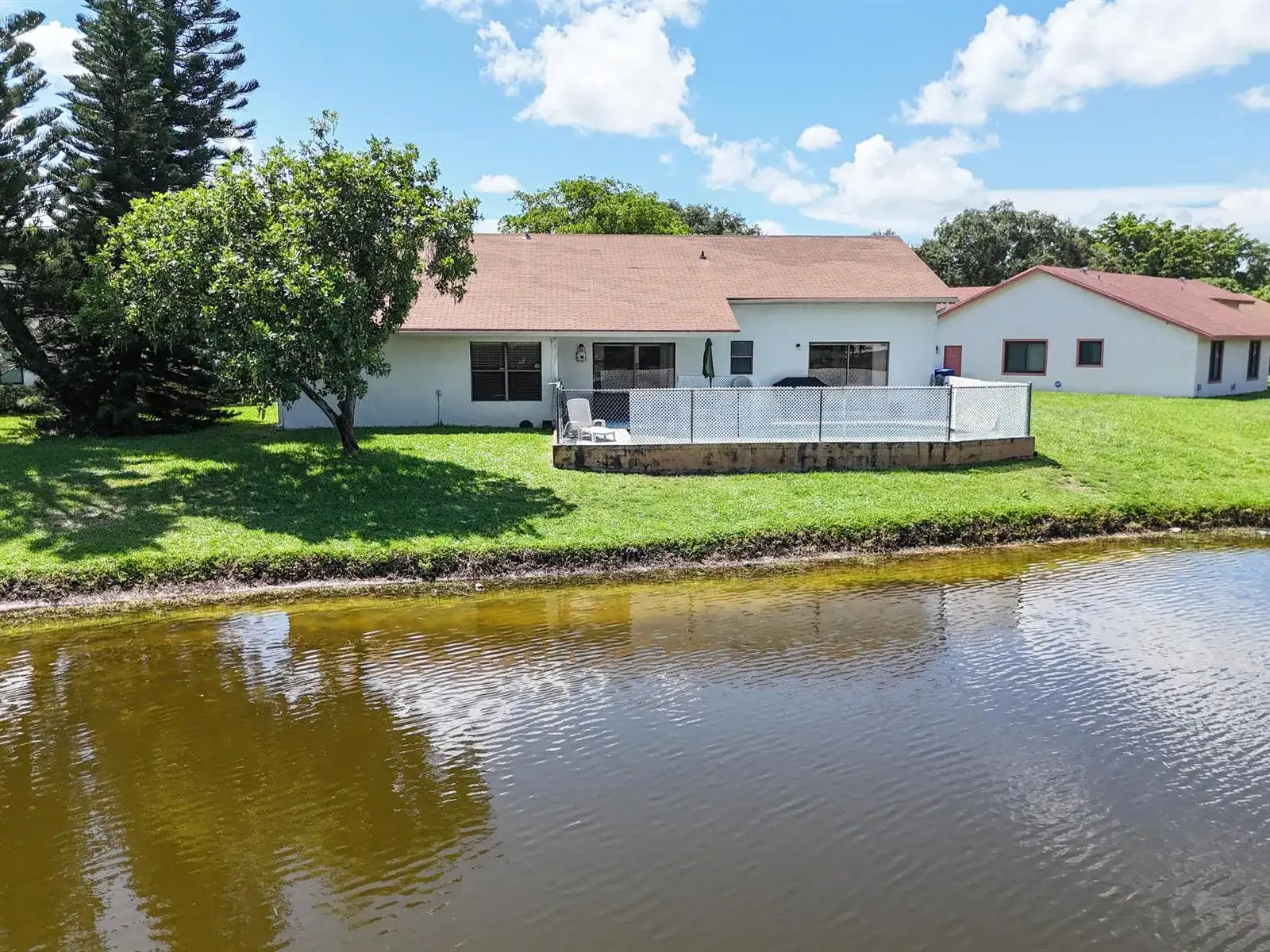 2661 FOREST Drive, Miramar FL 33025 photo 3