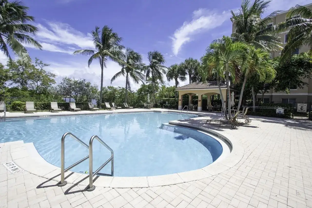 900 Scotia Drive # 206, Hypoluxo FL 33462 photo 3