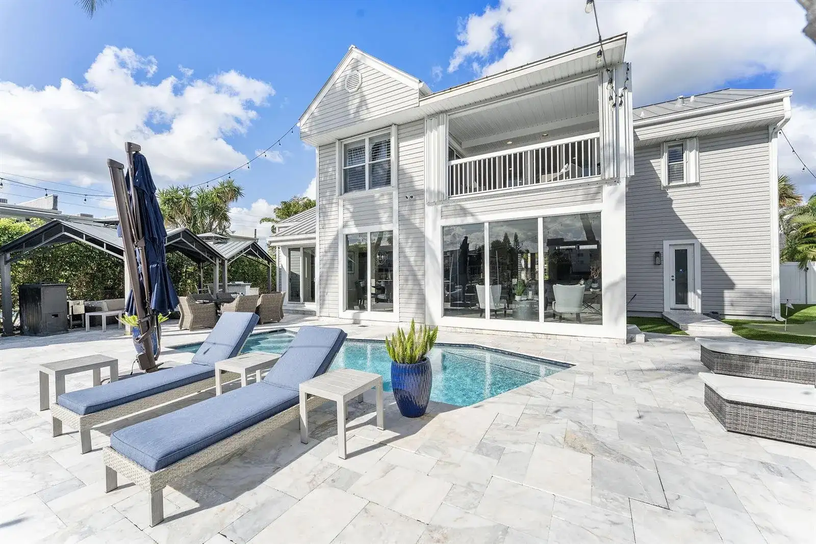910 JASMINE Drive, Delray Beach FL 33483 photo 2