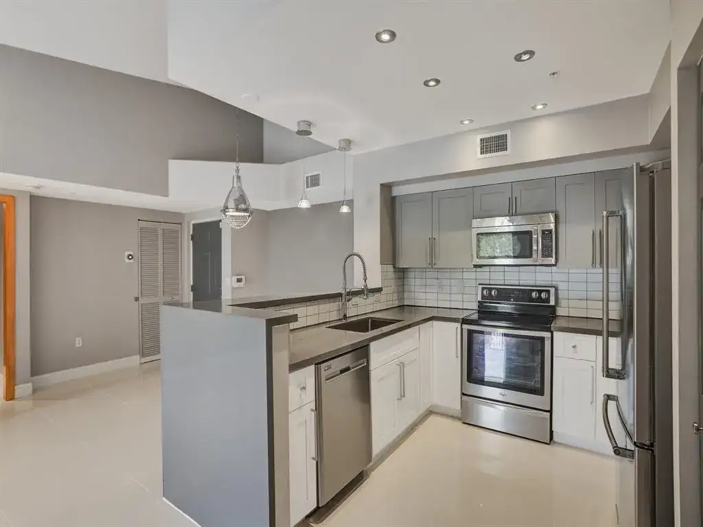 2351 W PRESERVE Way # 303, Miramar FL 33025 photo 4