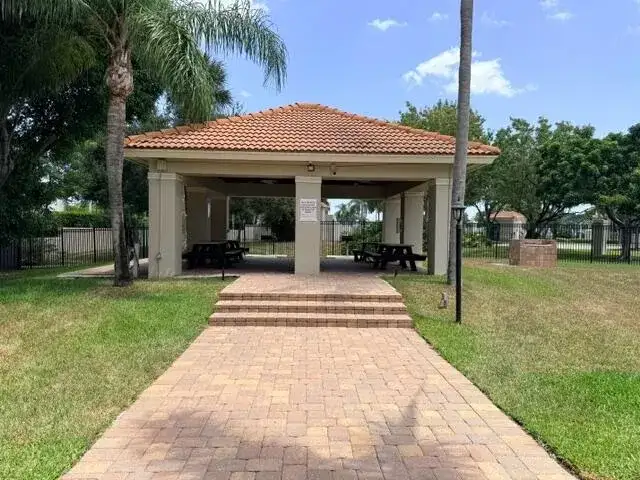 10169 SERENE MEADOW Drive N, Boca Raton FL 33428 photo 3