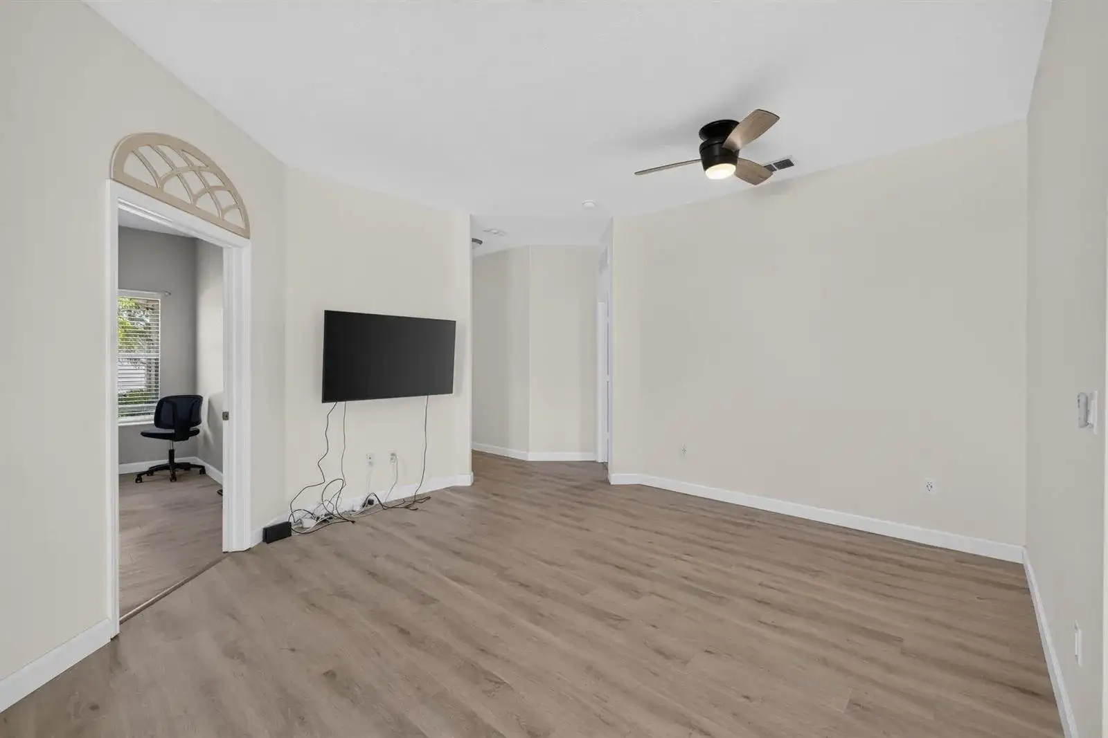 9801 SW Glenbrook Drive, Port St. Lucie FL 34987 photo 4