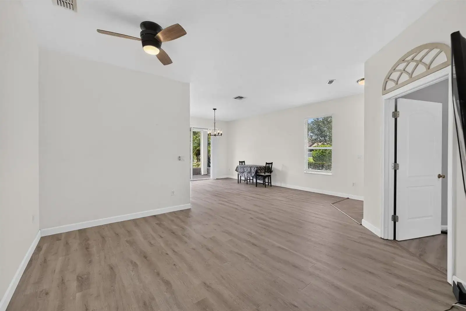 9801 SW Glenbrook Drive, Port St. Lucie FL 34987 photo 5