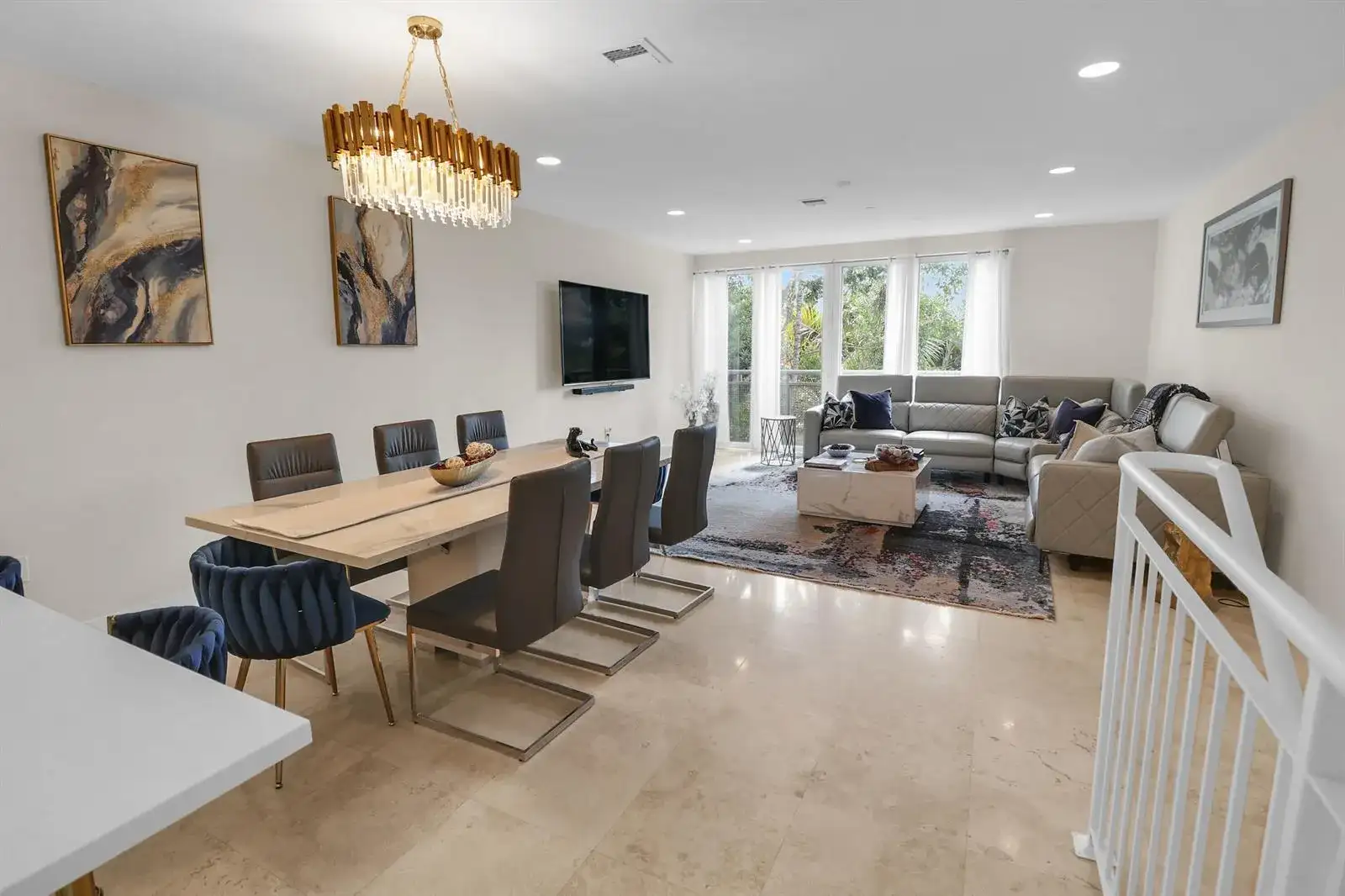 814 NE 19TH Avenue, Fort Lauderdale FL 33304 photo 2