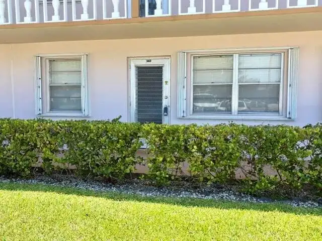 226 KENT N # 226, West Palm Beach FL 33417