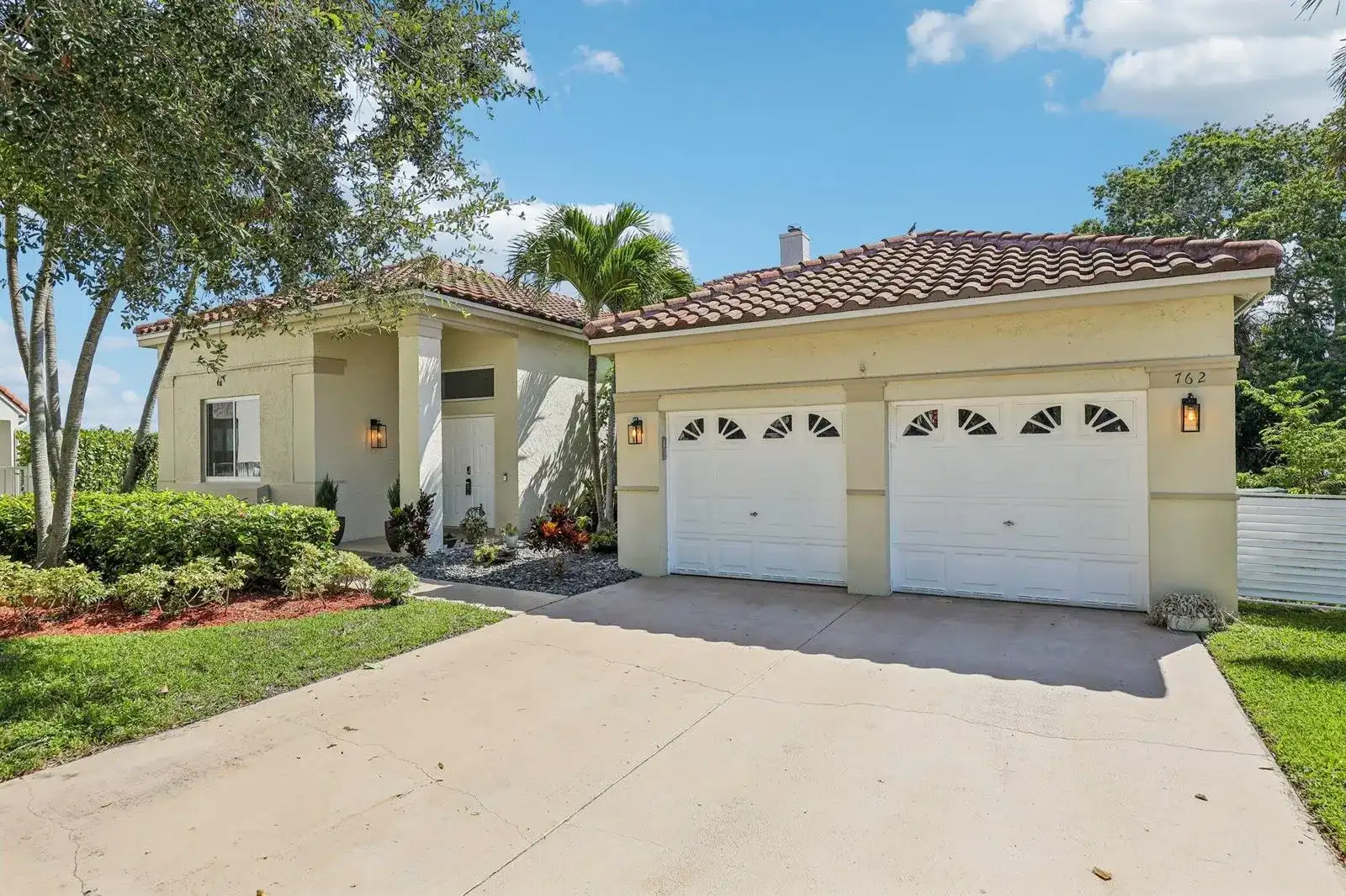 762 Heritage Drive, Weston FL 33326
