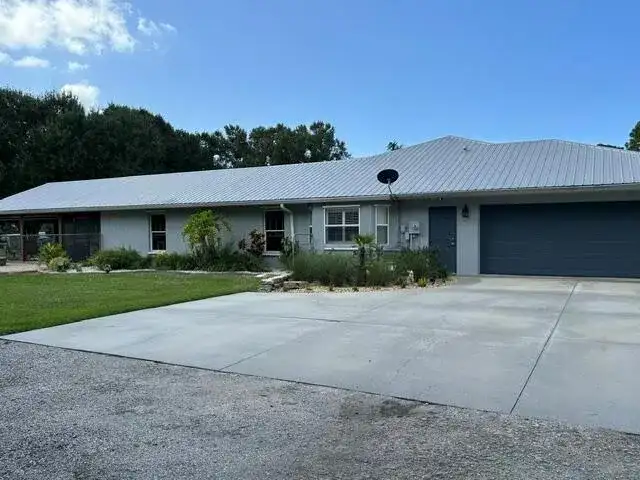 1476 NE 40TH Avenue, Okeechobee FL 34972 photo 3