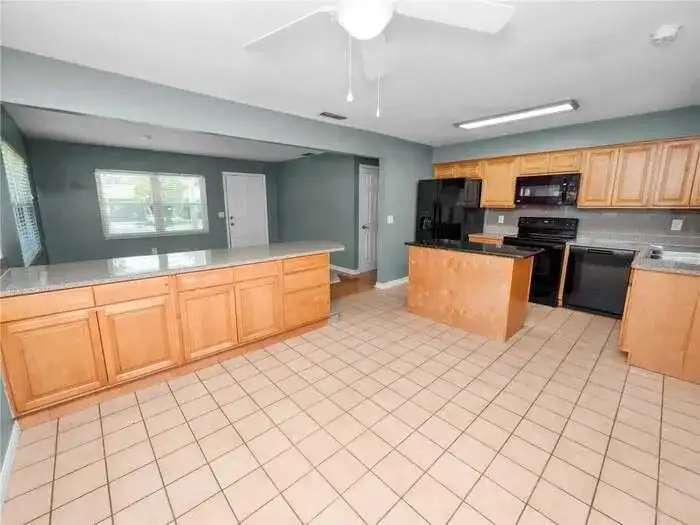 5134 HARVARD Street W, Lakeland FL 33810 photo 4