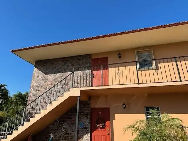 1982 SW PALM CITY Road SW # F, Stuart FL 34994