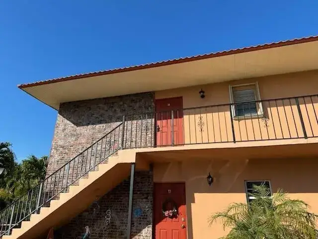1982 SW PALM CITY Road SW # F, Stuart FL 34994