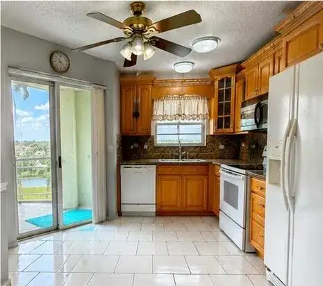 3465 VIA POINCIANA # 804, Lake Worth FL 33467 photo 2