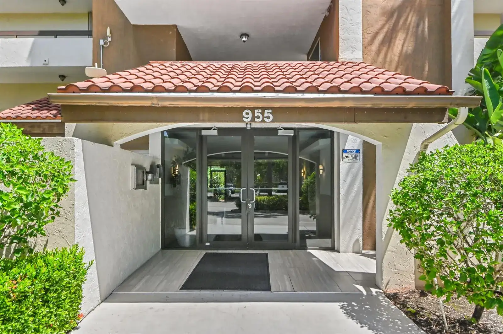 955 Egret Circle # 408, Delray Beach FL 33444 photo 2