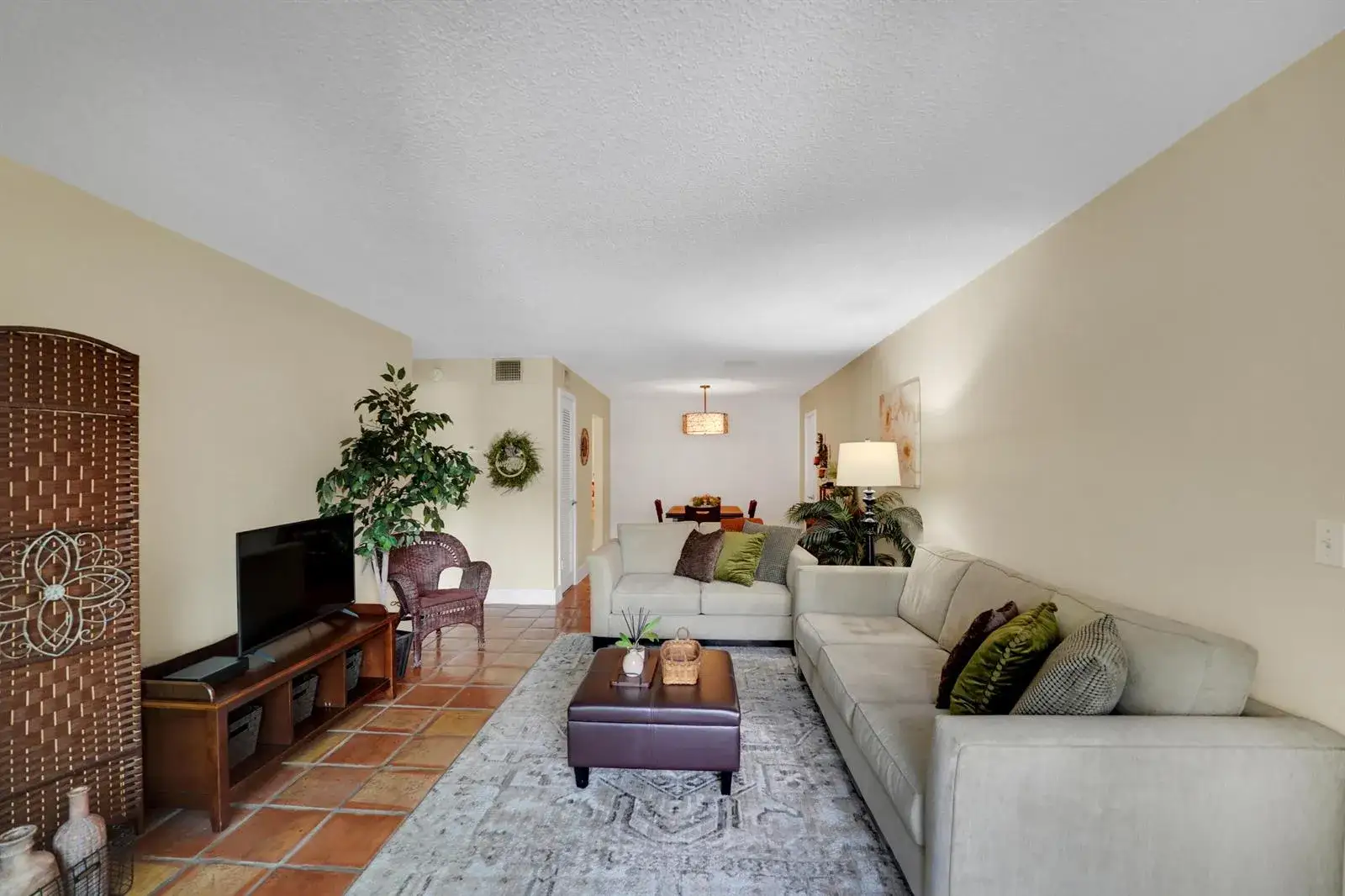 6473 BAY CLUB Drive # 1, Fort Lauderdale FL 33308