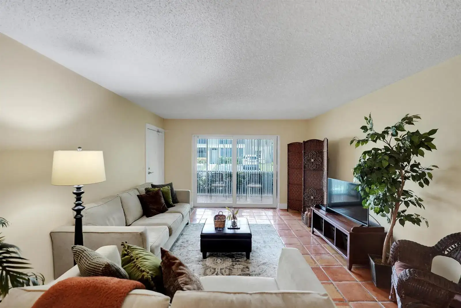 6473 BAY CLUB Drive # 1, Fort Lauderdale FL 33308 photo 4