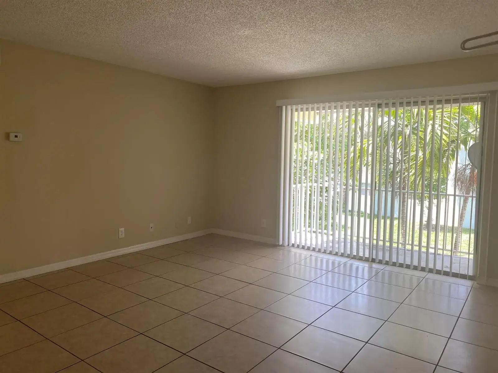 409 EXECUTIVE CENTER Drive # 211, West Palm Beach FL 33401 photo 5