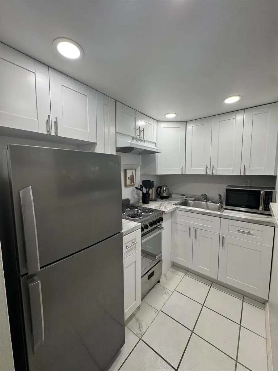 811 SE 16TH Street # 206, Fort Lauderdale FL 33316
