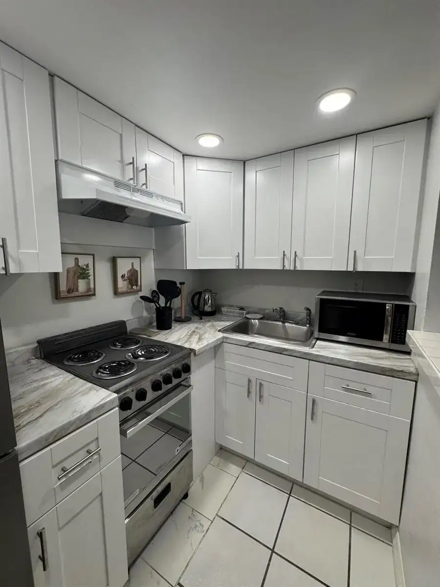 811 SE 16TH Street # 206, Fort Lauderdale FL 33316 photo 5