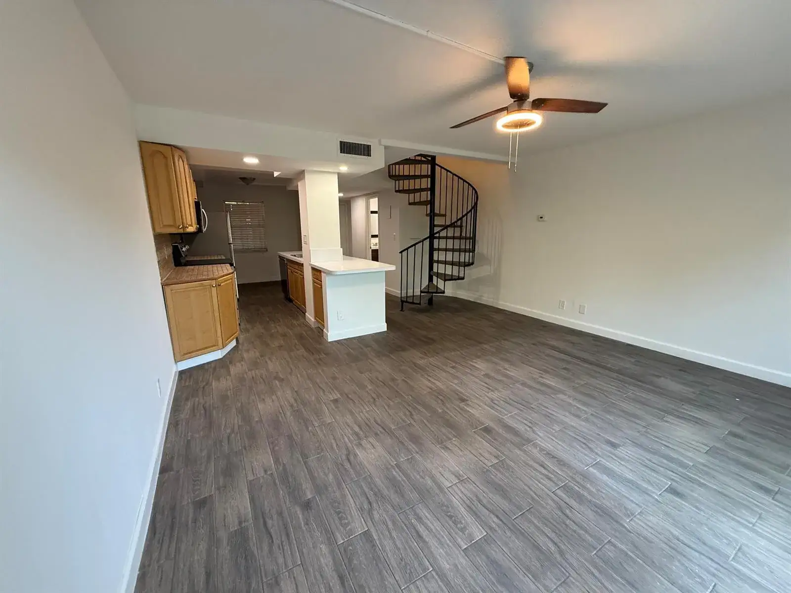 640 TENNIS CLUB Drive # 307, Fort Lauderdale FL 33311