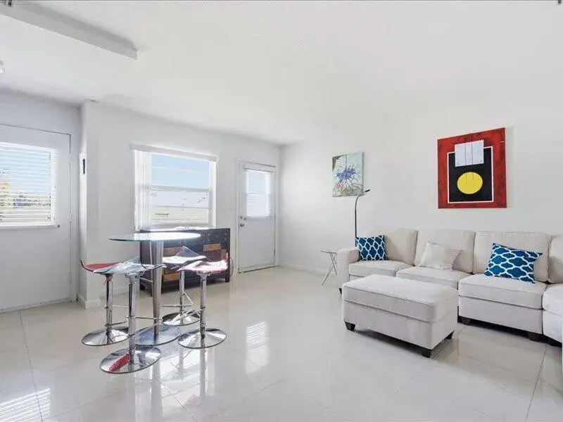 525 Meridian Avenue # 305, Miami Beach FL 33139
