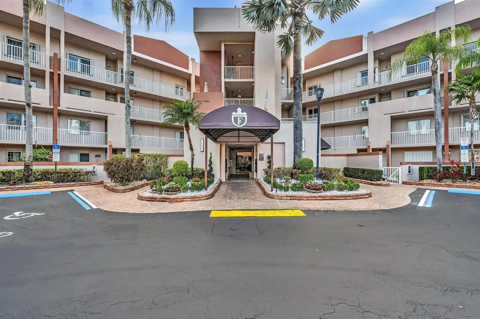 7557 GRANVILLE Drive # 305, Tamarac FL 33321