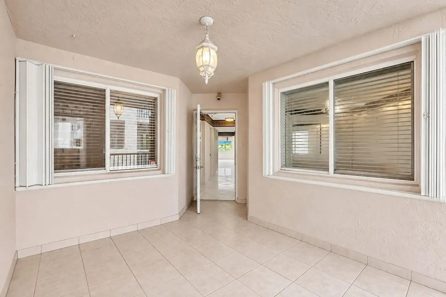 7557 GRANVILLE Drive # 305, Tamarac FL 33321 photo 4