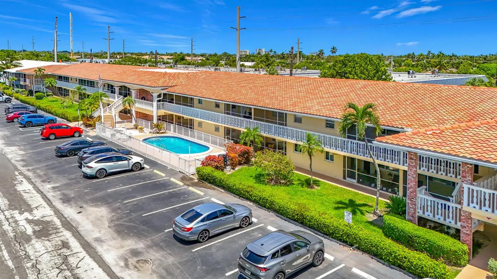 2121 NE 68th Street # 109, Fort Lauderdale FL 33308 photo 2