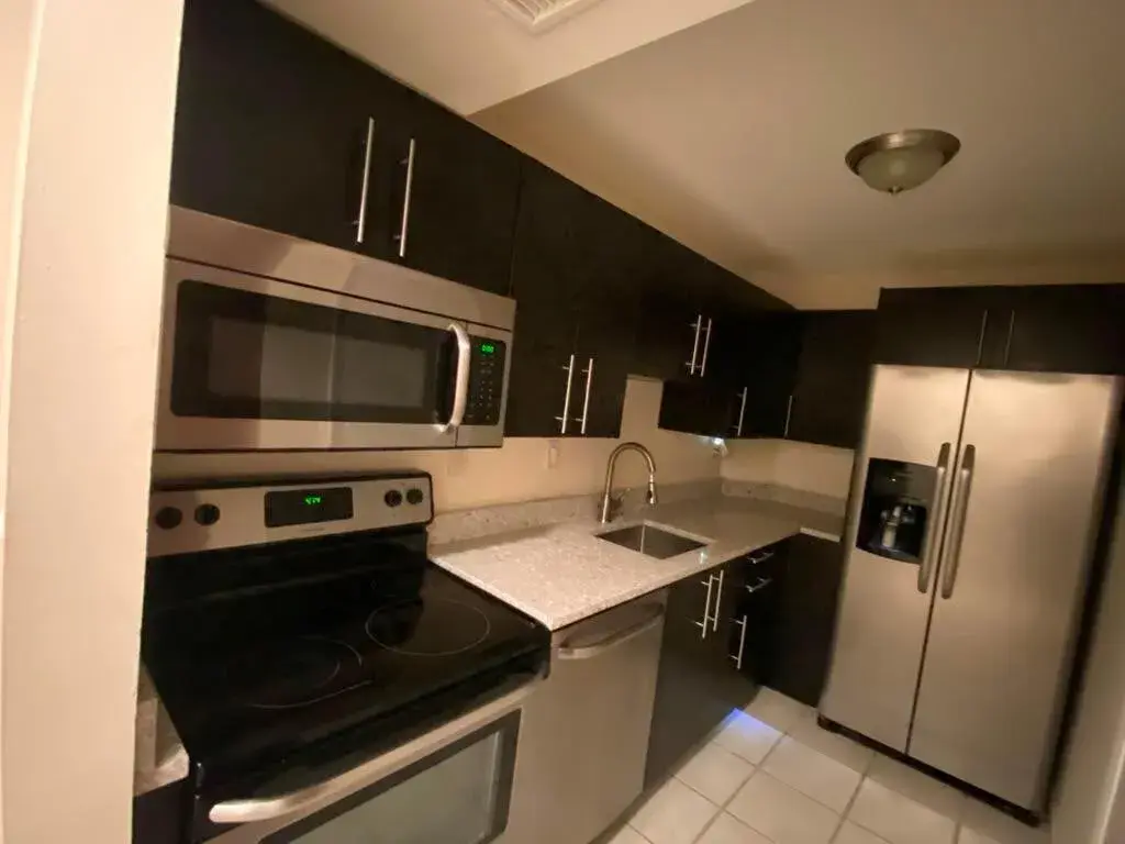 5951 NE 14th Lane # 204N, Fort Lauderdale FL 33334