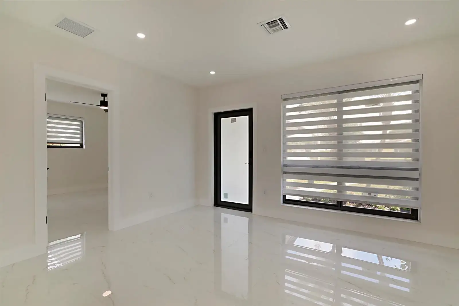 421 FONTANA Drive, Palm Springs FL 33461 photo 5