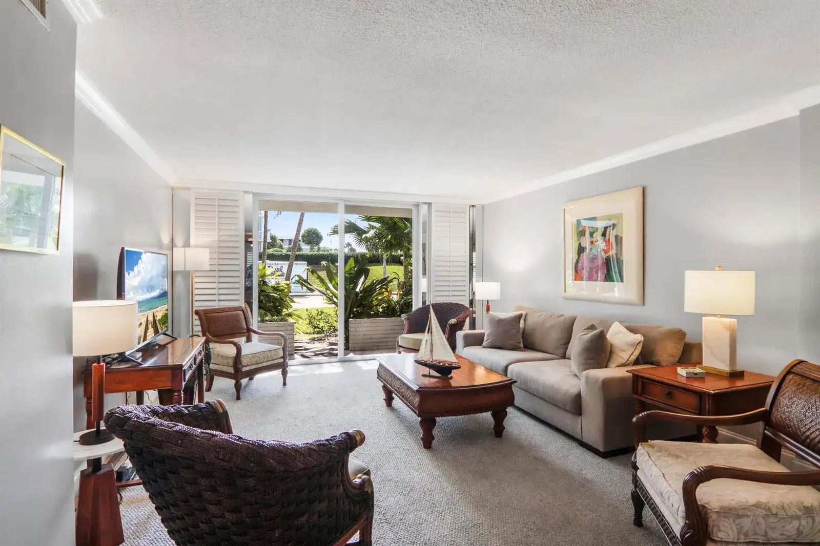 139 SUNRISE Avenue # 101, Palm Beach FL 33480 photo 2