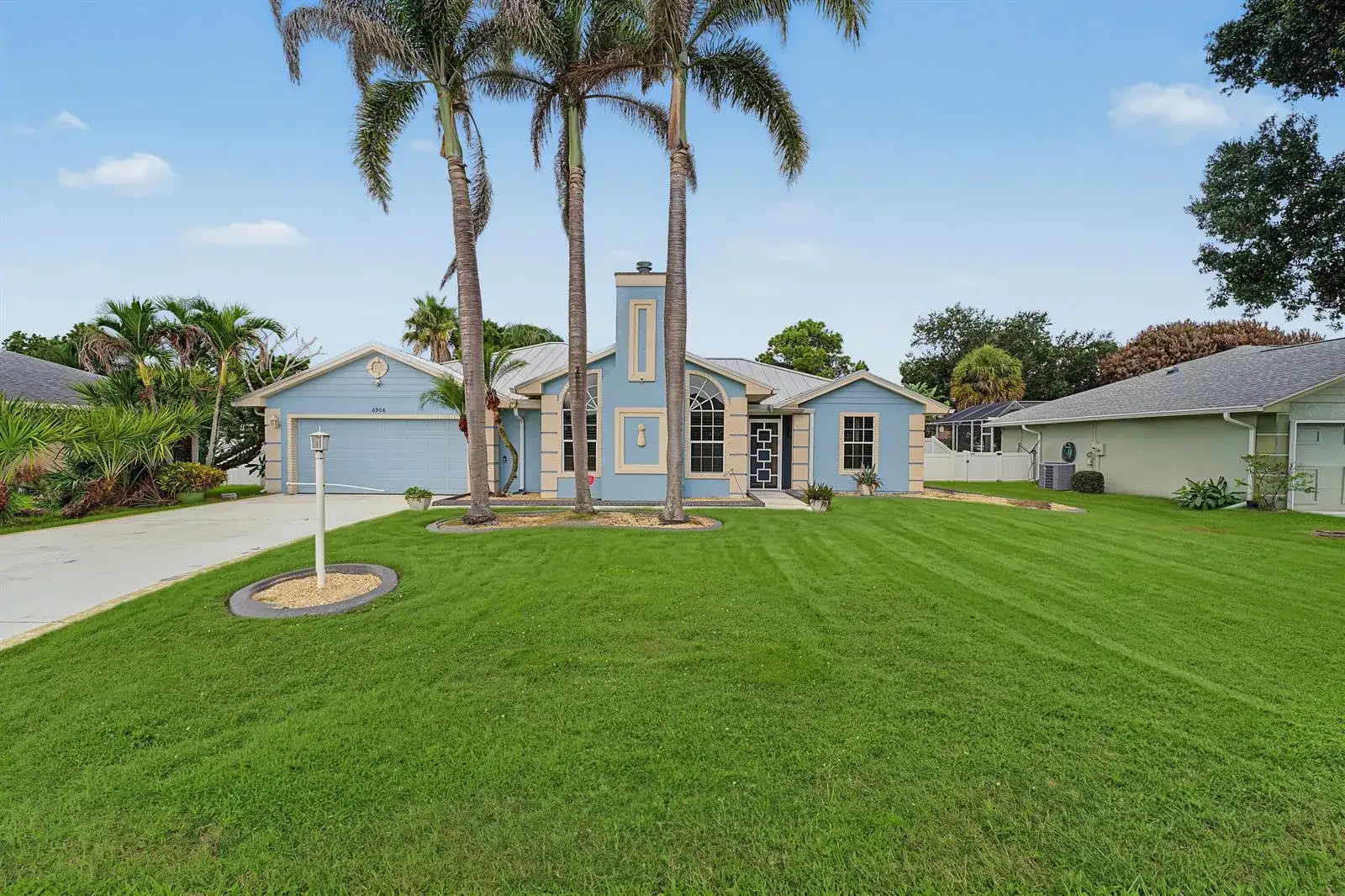 6908 Bronte Circle, Port St. Lucie FL 34952 photo 4