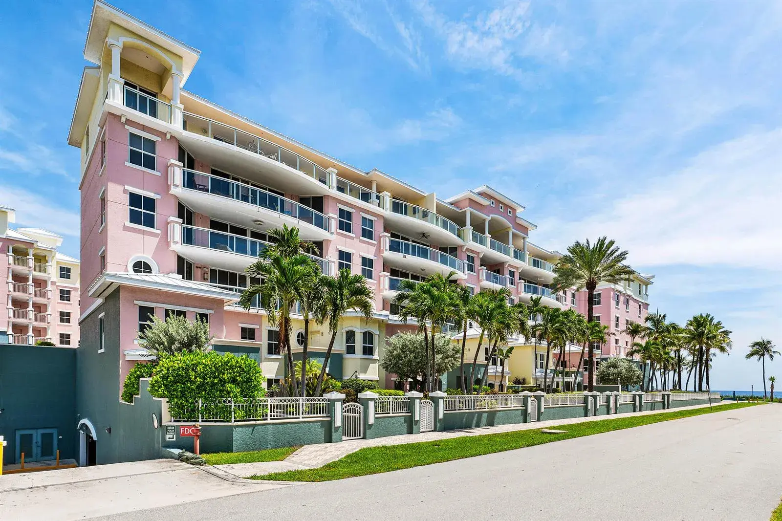 2051 SE 3rd Street # 307, Deerfield Beach FL 33441