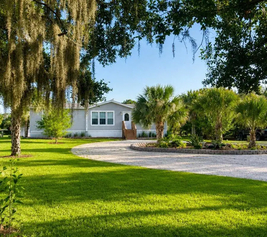 15136 NW 292nd Street, Okeechobee FL 34972
