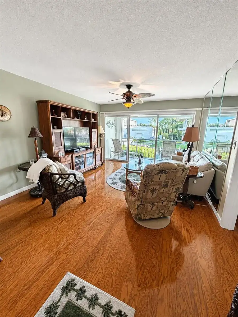 68 YACHT CLUB Drive # 22, North Palm Beach FL 33408 photo 3