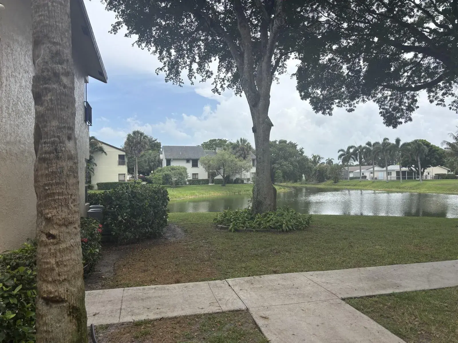3751 COCOPLUM Circle # 3564, Coconut Creek FL 33063