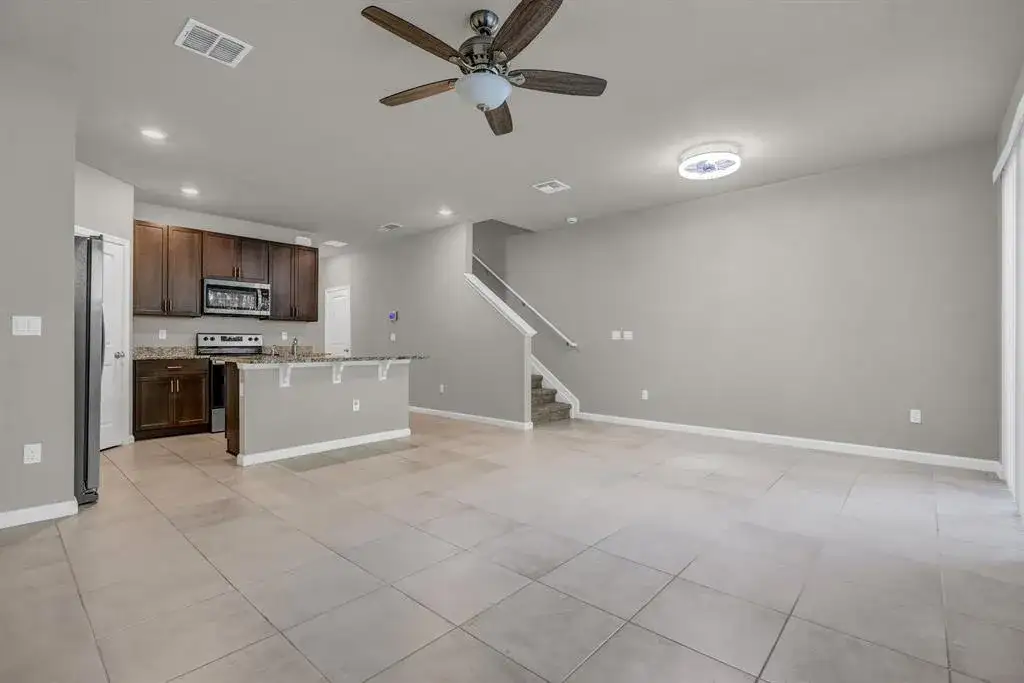 5659 Enclave Drive, Mangonia Park FL 33407 photo 4