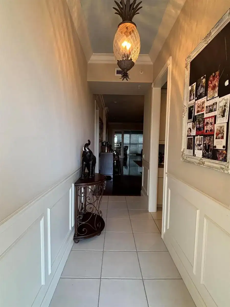 31 HARBOUR ISLE Drive W, Fort Pierce FL 34949 photo 2