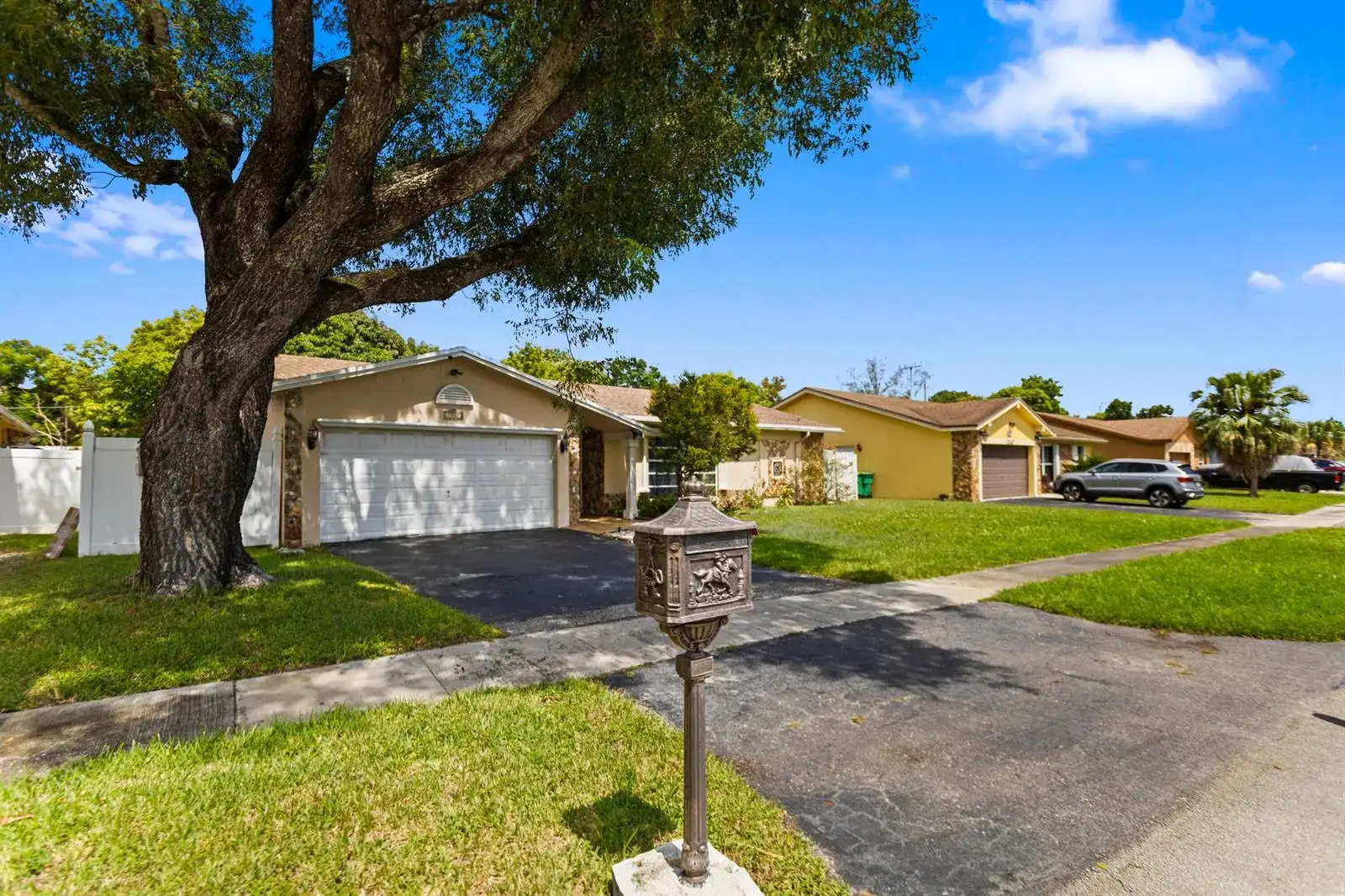 3750 NW 73rd Avenue, Lauderhill FL 33319 photo 3