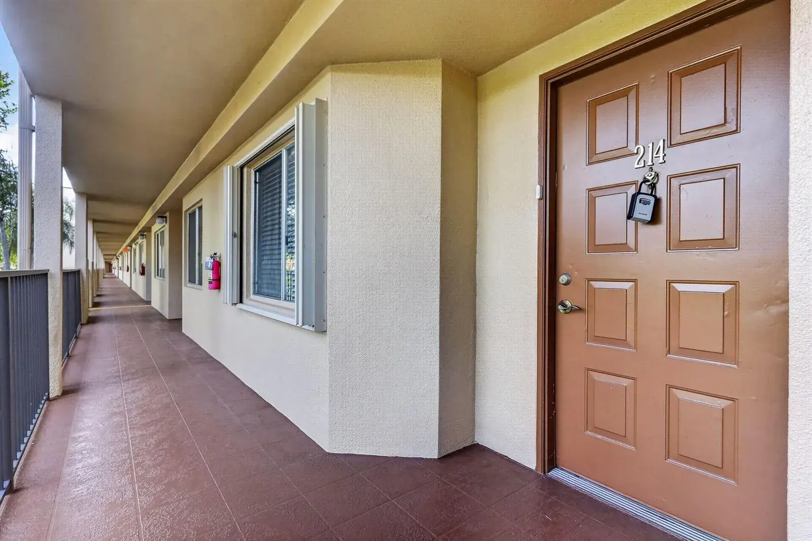 1301 SW 142nd Avenue # 214H, Pembroke Pines FL 33027