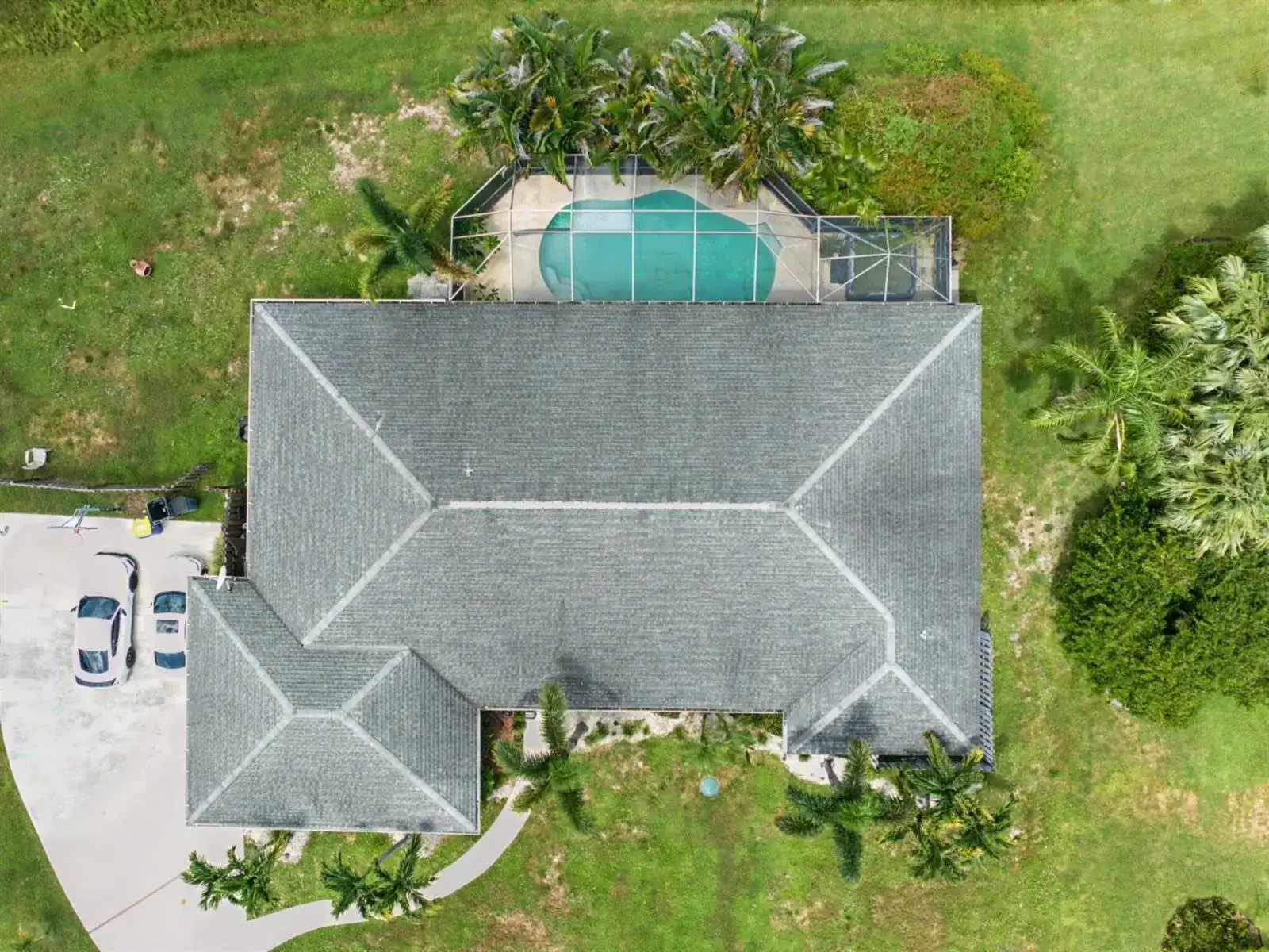 2185 NE Ocapi Court, Jensen Beach FL 34957 photo 2