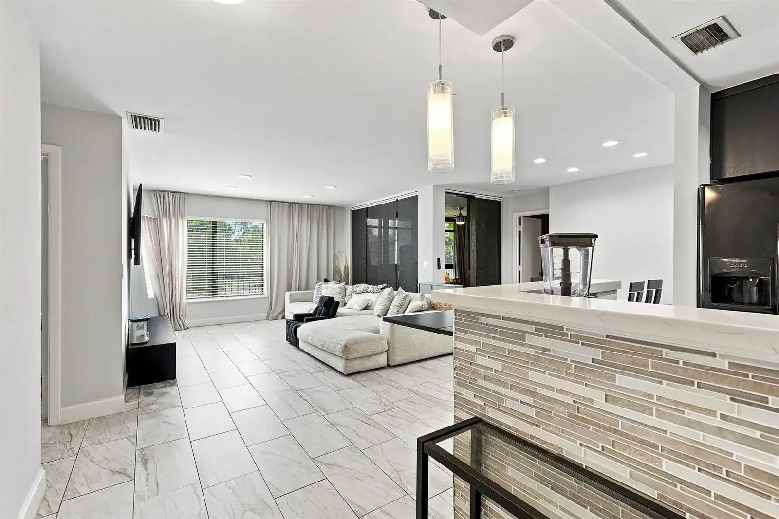 2581 Carambola Circle N, Coconut Creek FL 33066 photo 4