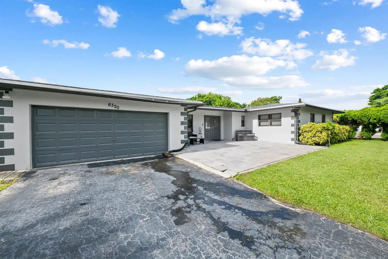 6320 SW 4TH Place, Margate FL 33068 photo 3
