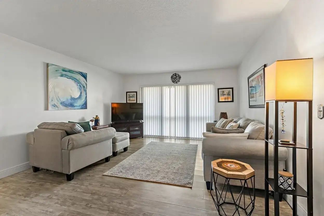 1111 GREEN PINE Boulevard # F1, West Palm Beach FL 33409 photo 4