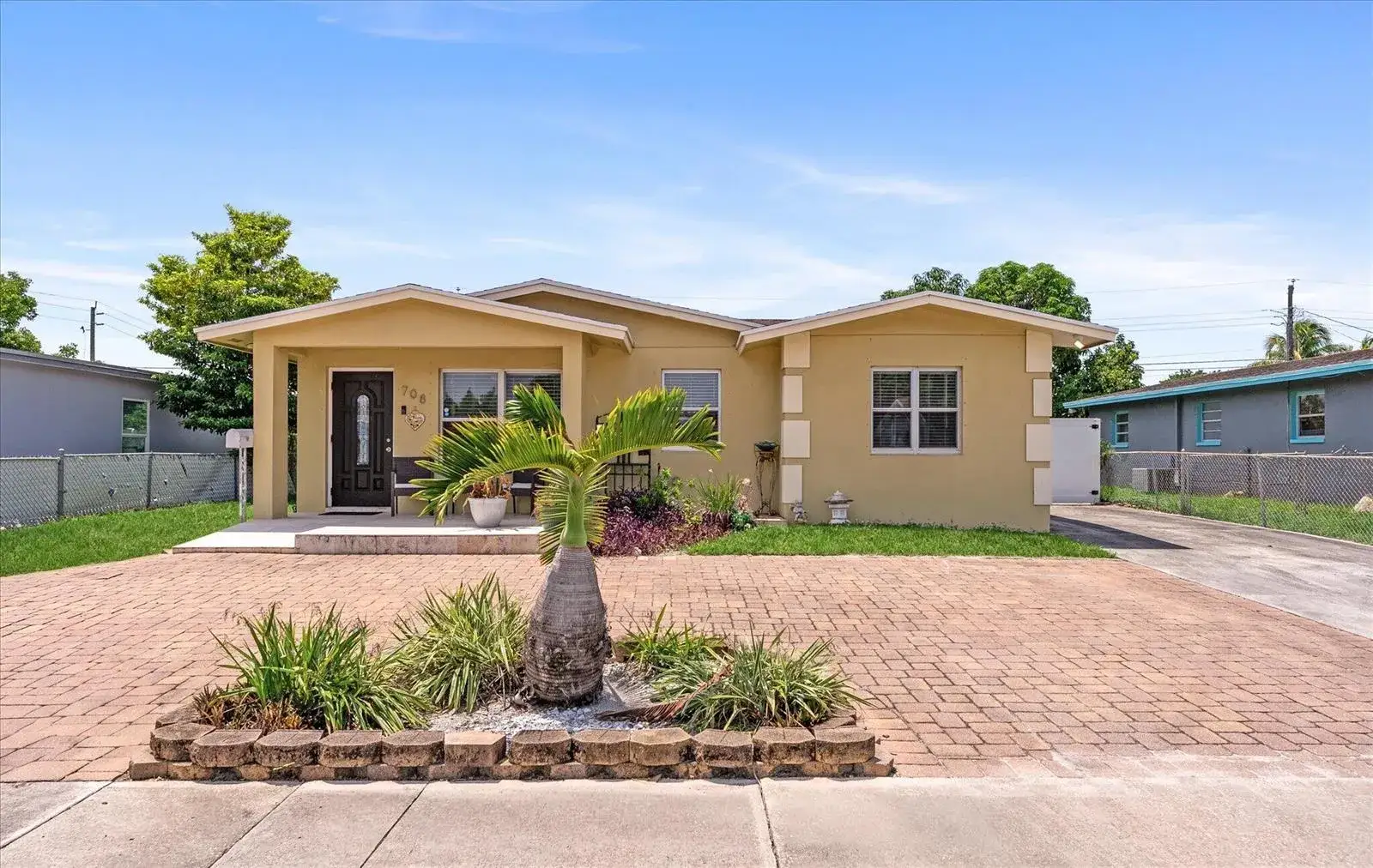 708 HILLCREST Boulevard, West Palm Beach FL 33405
