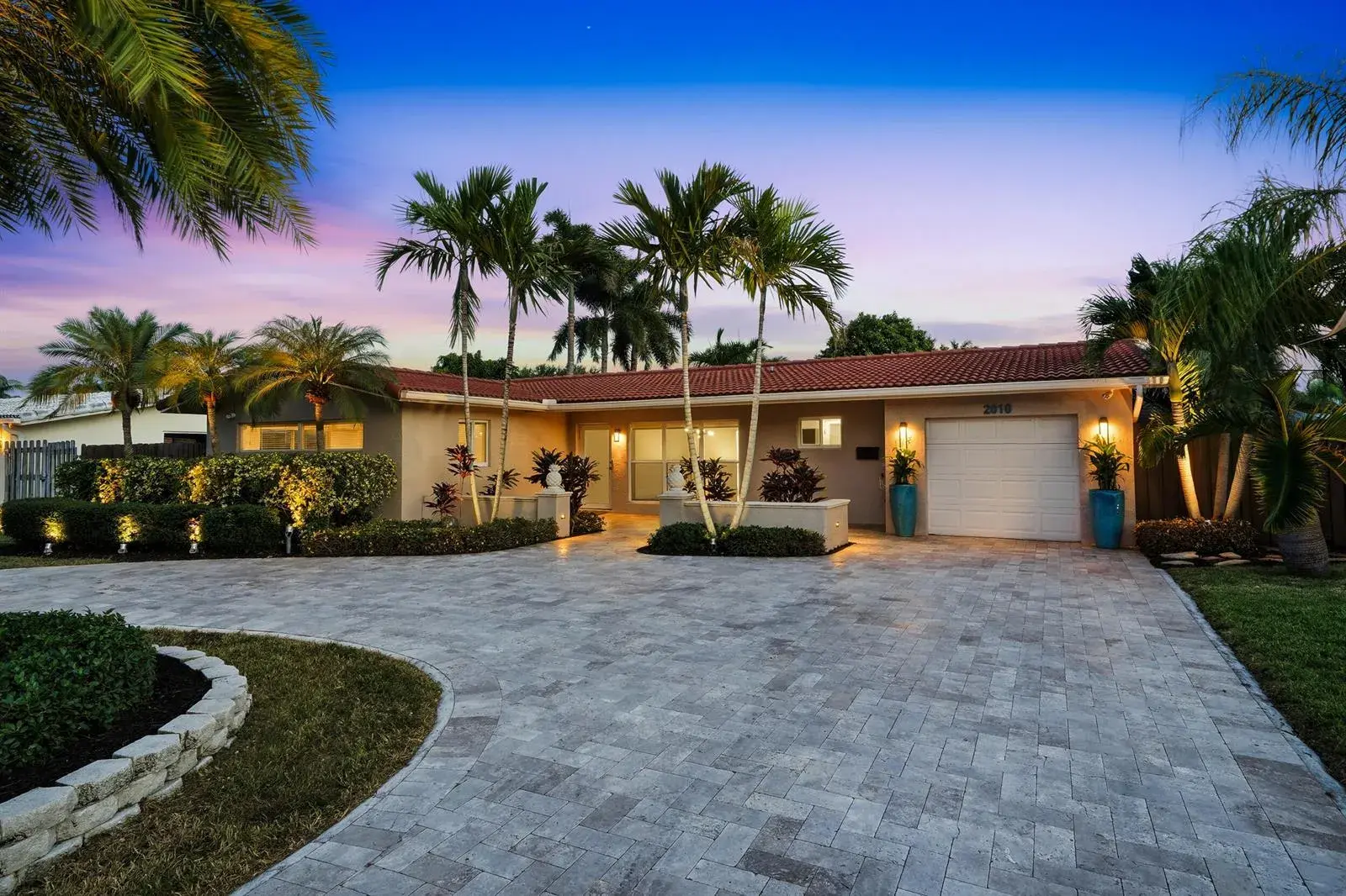 2010 NE 31ST Street, Lighthouse Point FL 33064