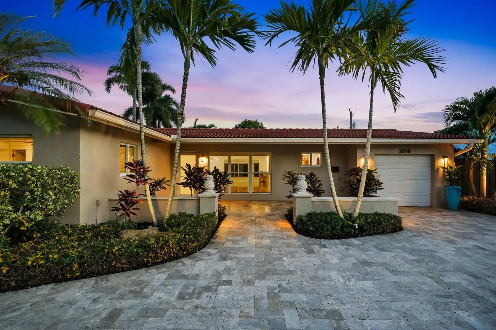 2010 NE 31ST Street, Lighthouse Point FL 33064 photo 4